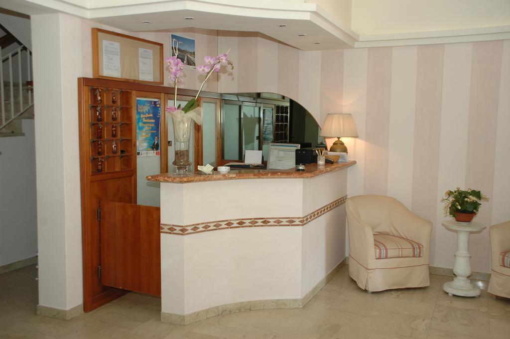 Hotel Ristorante La Terrazza Lido di Camaiore Dış mekan fotoğraf