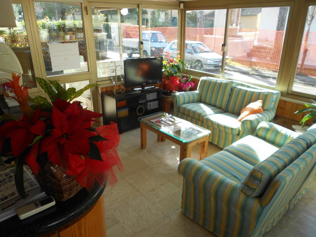 Hotel Ristorante La Terrazza Lido di Camaiore Dış mekan fotoğraf